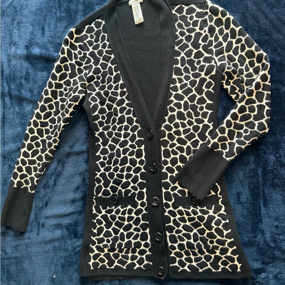 Stylish Black and white Women's Sweater